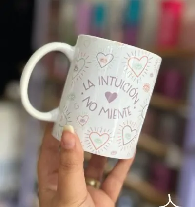 Taza la intuición no miente